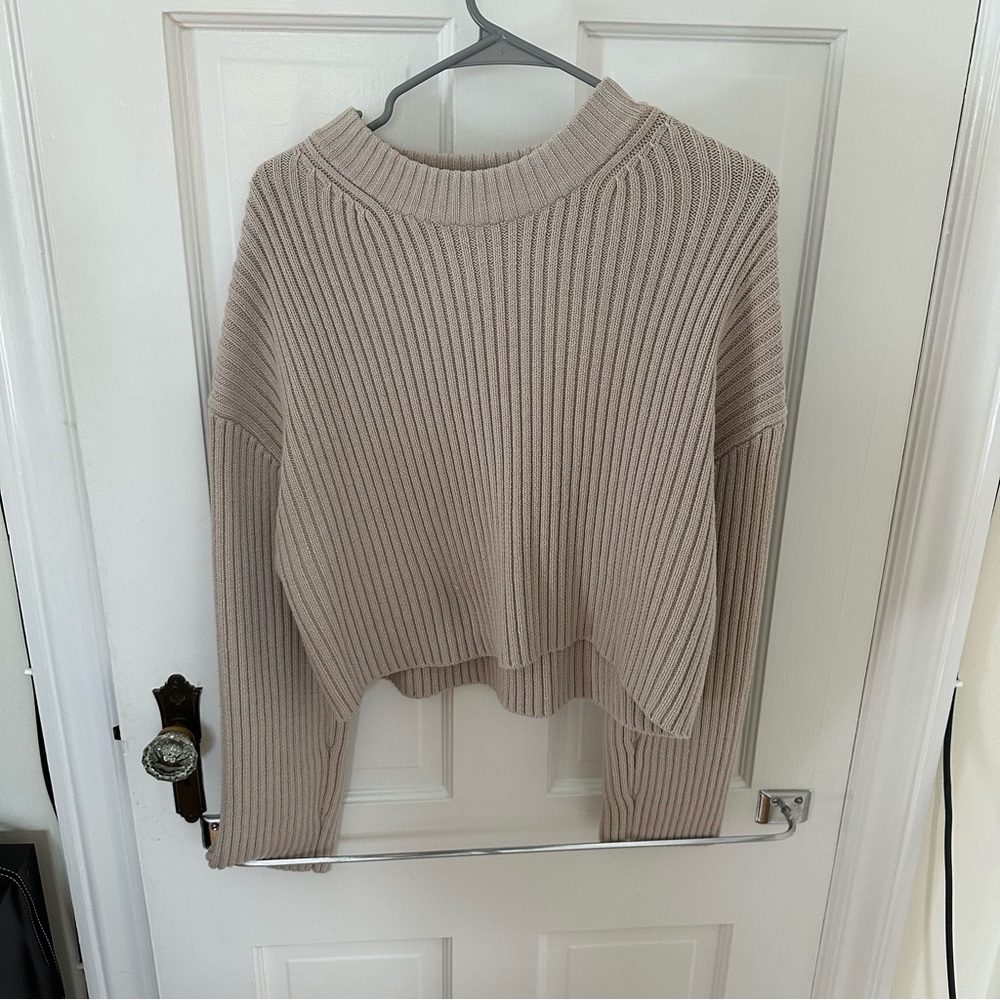 H&M Cropped Sweater - Large